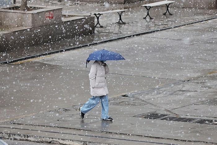 北京迎来三月“桃花雪”